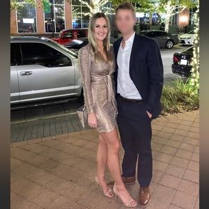 City Studio dress size 3 from Macy’s. Worn once and in perfect condition.